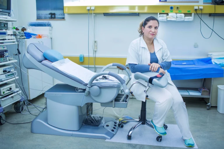 Je za bolečine kriva starost ali Essure?