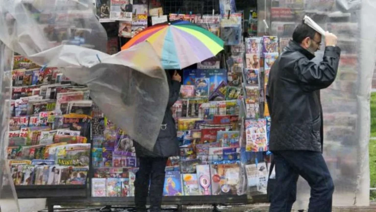 Pri povzemanju besedila morali in pravici ni zadoščeno z navedbo avtorja