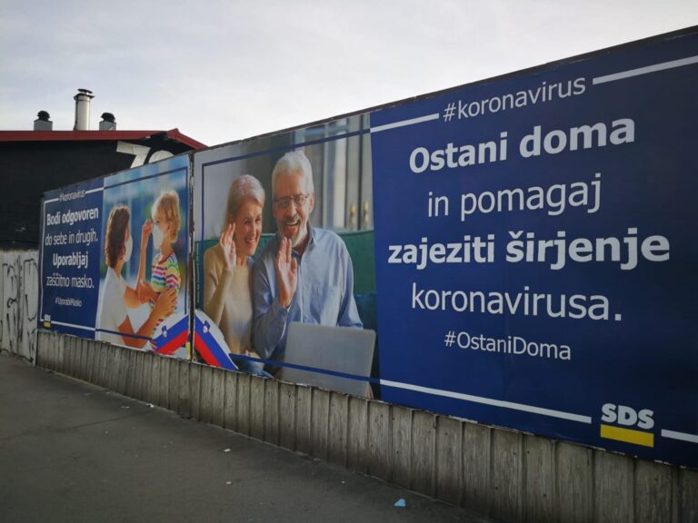 Na zahvalnih oglasih SDS večinoma prizori iz tujine