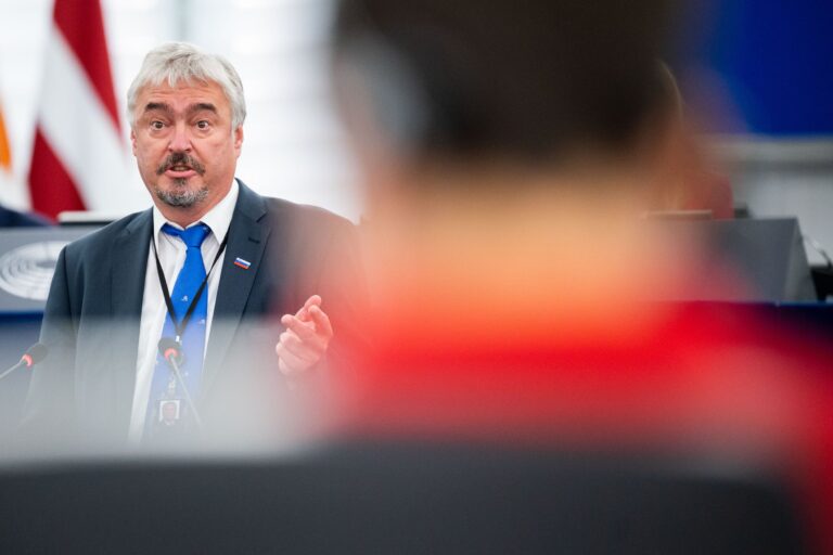 Gospodarska rast ni bila najvišja v vseh Janševih vladah