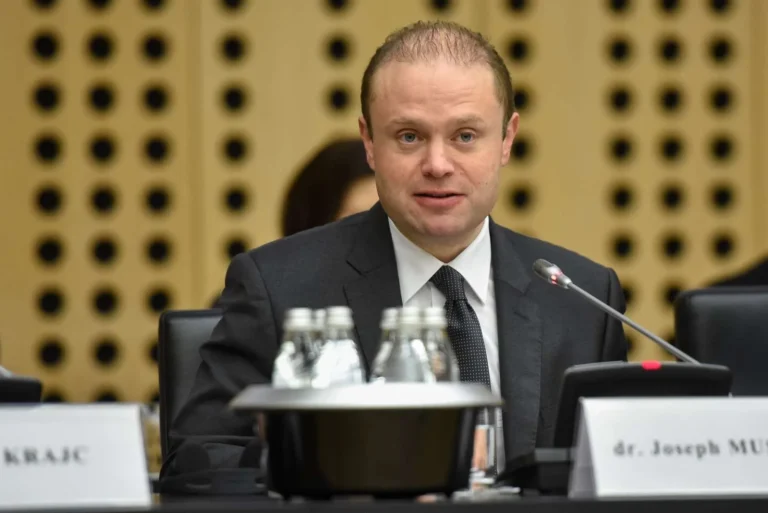 Nekdanji malteški premier Muscat pod drobnogledom policije