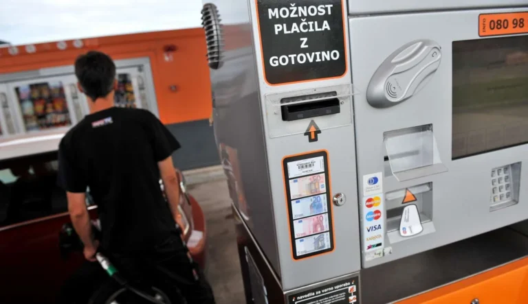 Slovenija nima najnižjih cen goriva v EU