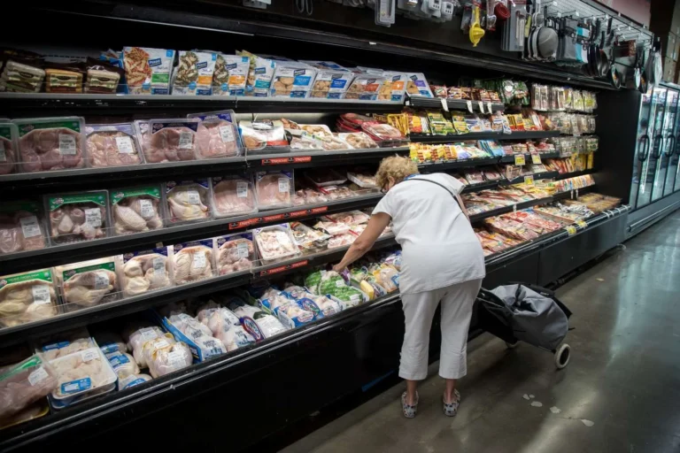 O 30-odstotnem zmanjšanju realnih plač ni verodostojnih podatkov