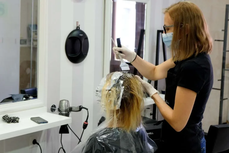 Minimalna plača odslej 878 evrov neto