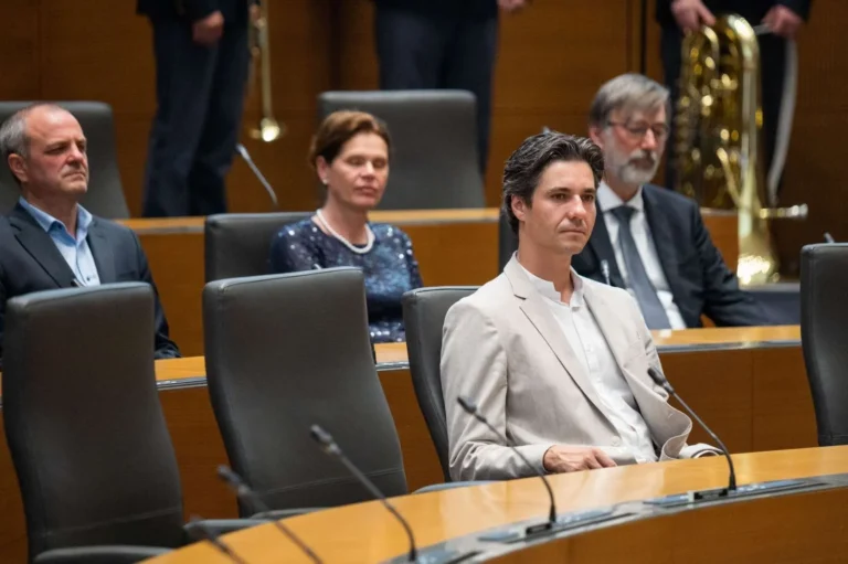 Ministrstvo predlaga 30-urni delovnik