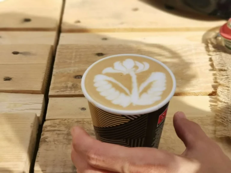 Svet24 neutemeljeno o vplivu kofeina na spanec