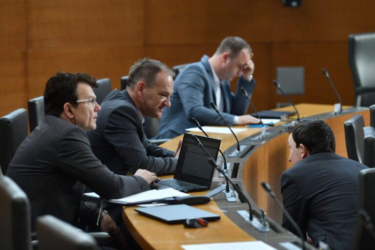 Lenart manipulativno o zaznavi korupcije v Sloveniji