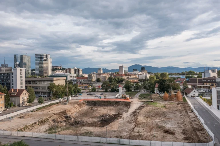 Na Parmovi v nekaj mesecih do 1,2 milijona