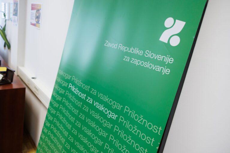 Naše Velenje neutemeljeno o številu migrantov, prijavljenih na zavod za zaposlovanje